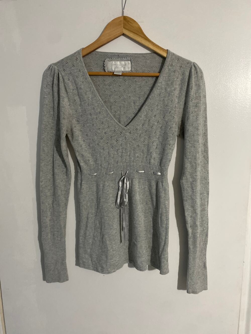American Eagle babydoll sweater women’s size M gray cotton bella swan y2k elena